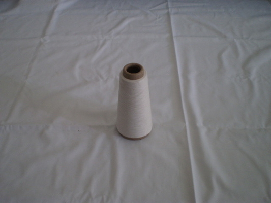 90 / Le fil mélangé par 10 % de fils de coton de polyester de Vierge, 50s compte